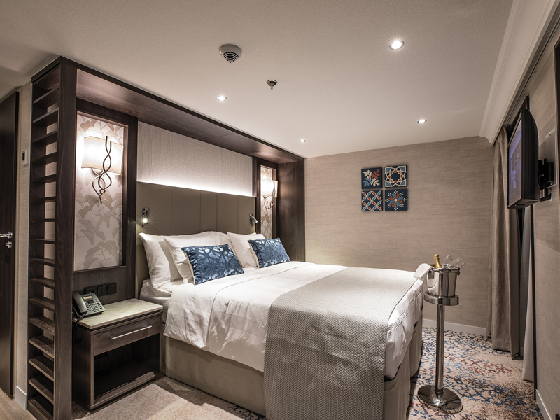 Category 3 Ruby Deck